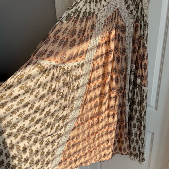 🦄RARE Free People We Broke Free Floral Cream Crochet Embellished Maxi Dress - Picture 15 of 15